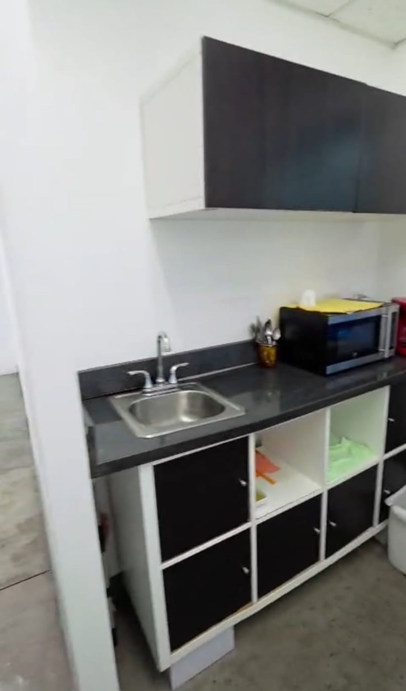 Local comercial en alquiler 450 m² av 30 de marzo – foto 6