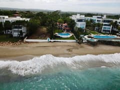 Terreno en venta en Oceanfront land in Ocean Village – foto 1