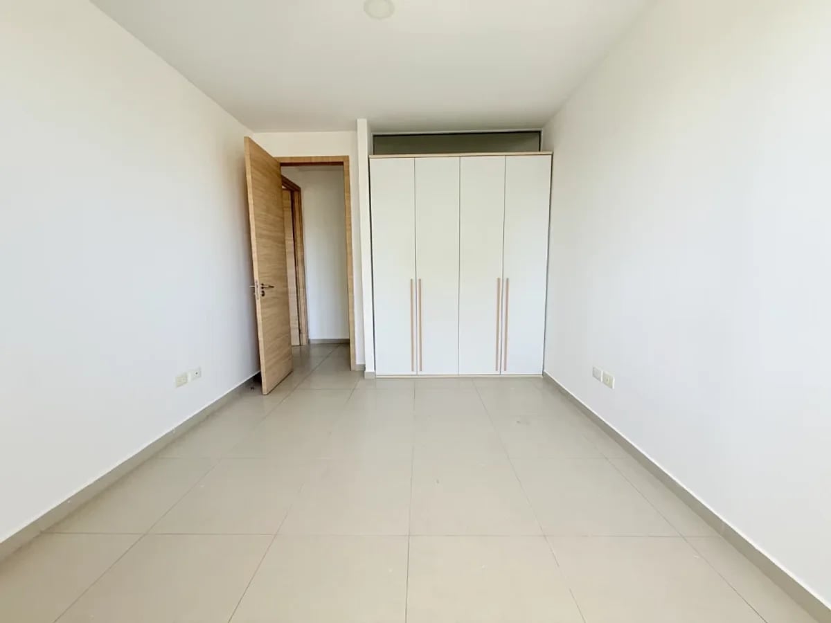Apartamento de 3 hab en Venta en Evaristo Morales – foto 2