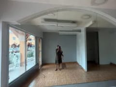 Local comercial en alquiler – foto 4
