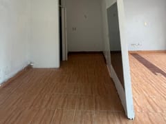 Local comercial en alquiler – foto 2