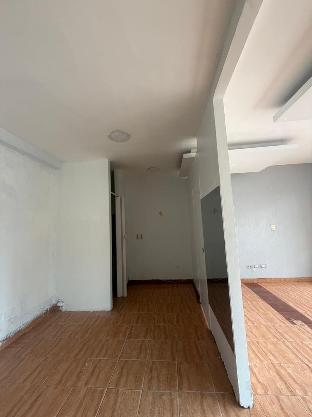 Local comercial en alquiler – foto 2