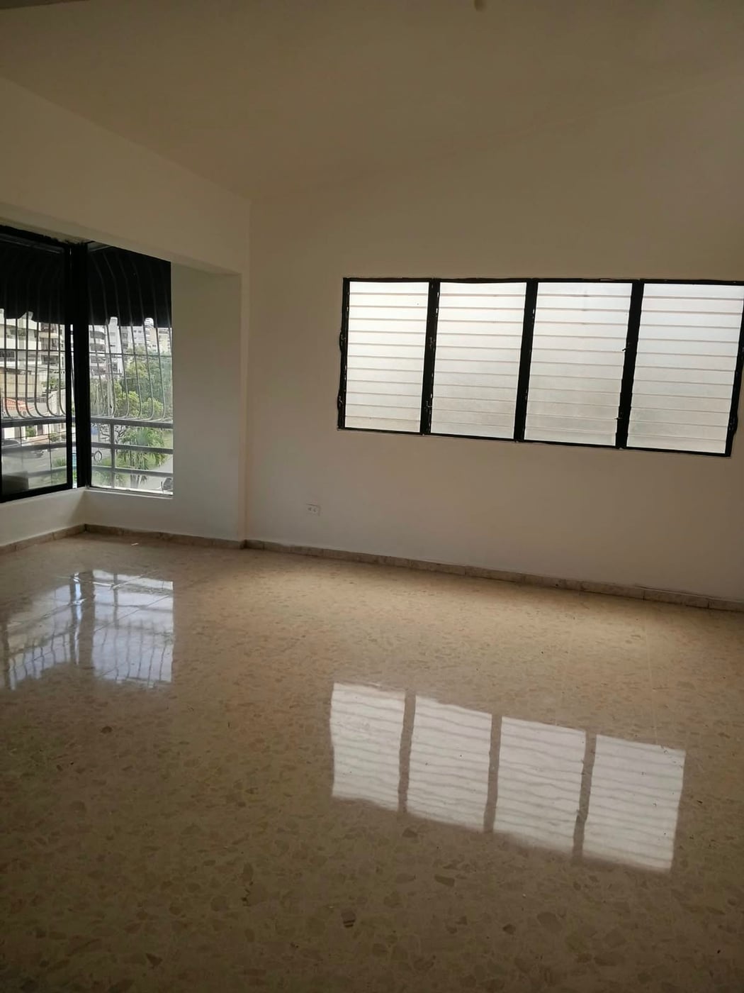 ALQUILO APARTAMENTO ( vacio) Clasico – foto 2