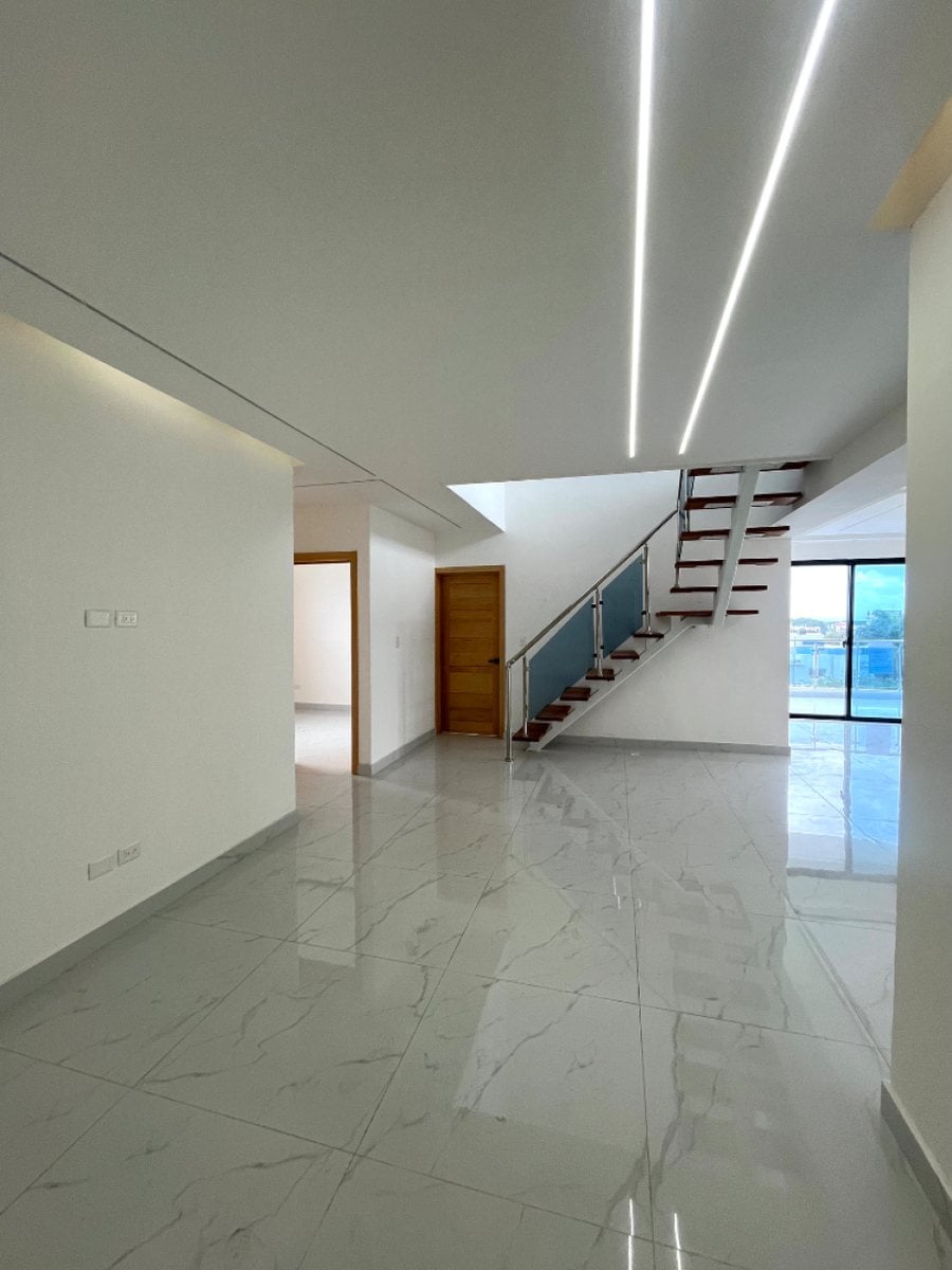 Penthouse en Vista Hermosa, Santo Domingo Este – foto 1