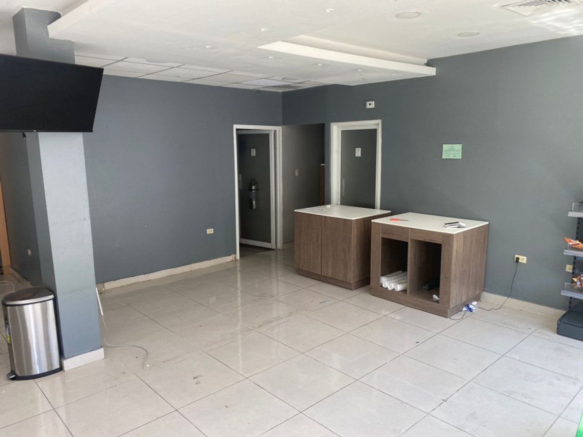 Local comercial en La Vega – foto 4