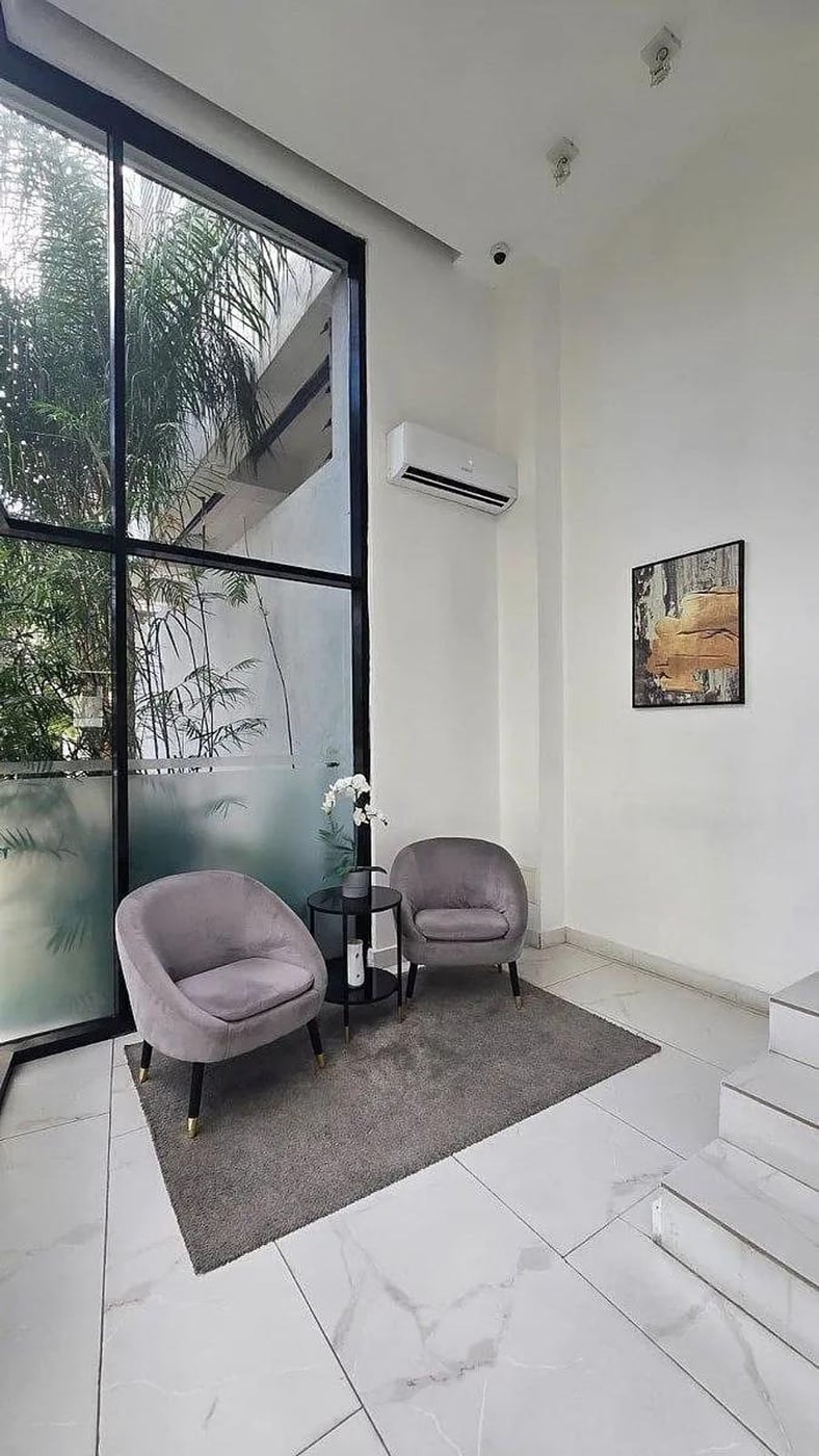 Se vende apartamento de 1 hab en SERRALLES – foto 2