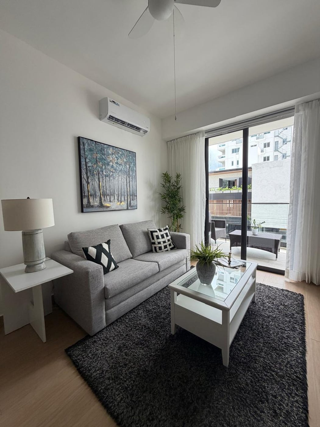 APARTAMENTO EN ALQUILER EN NACO – foto 1