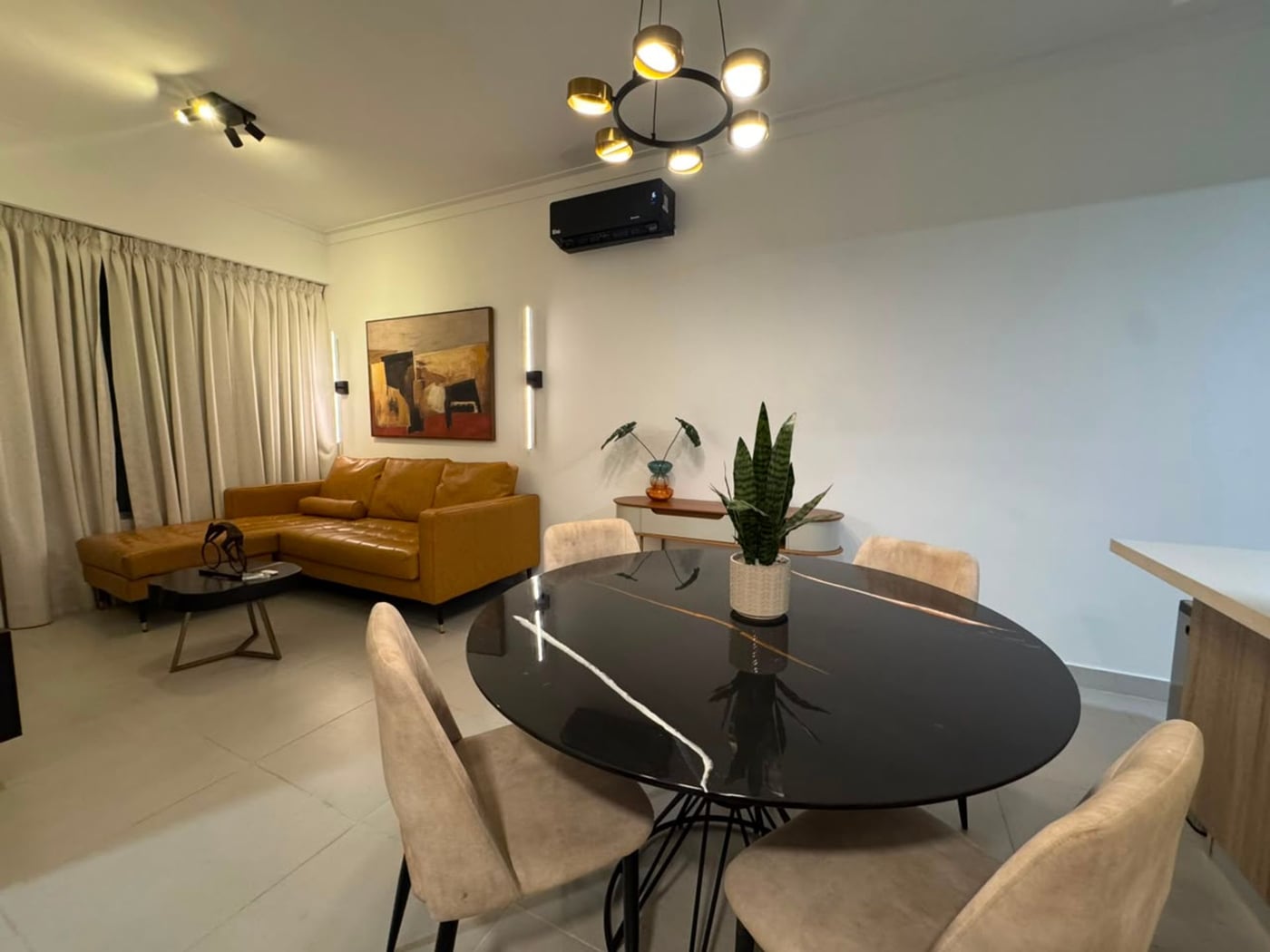 Apartamento Amueblado en Evaristo Morales – foto 7