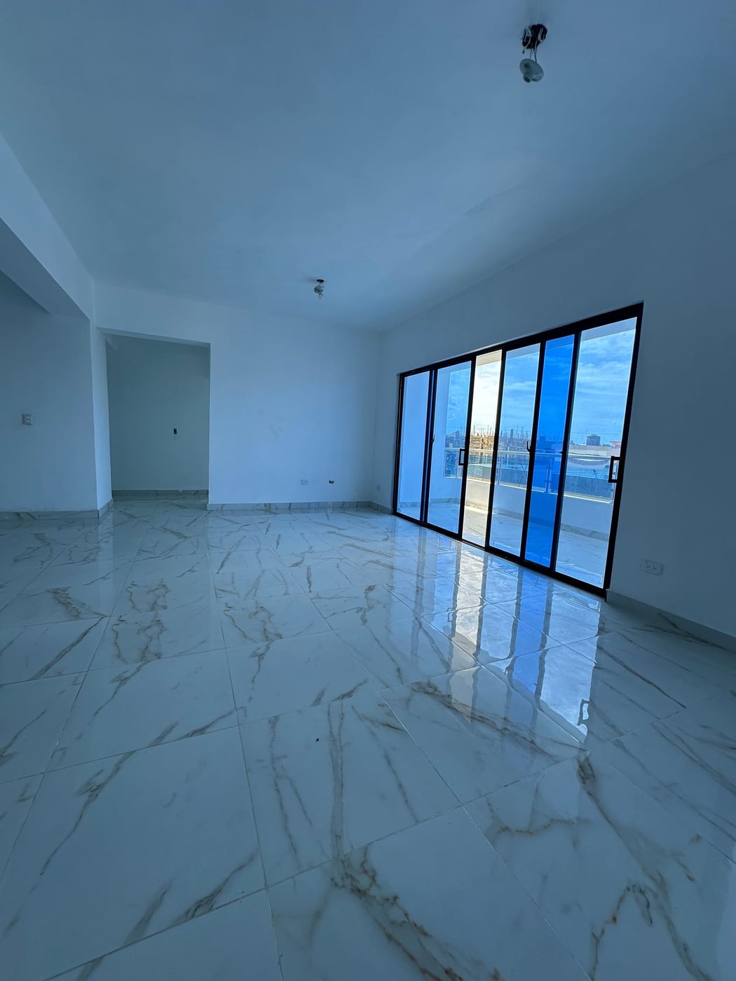Amplio apartamento en Santo Domingo Este – foto 2