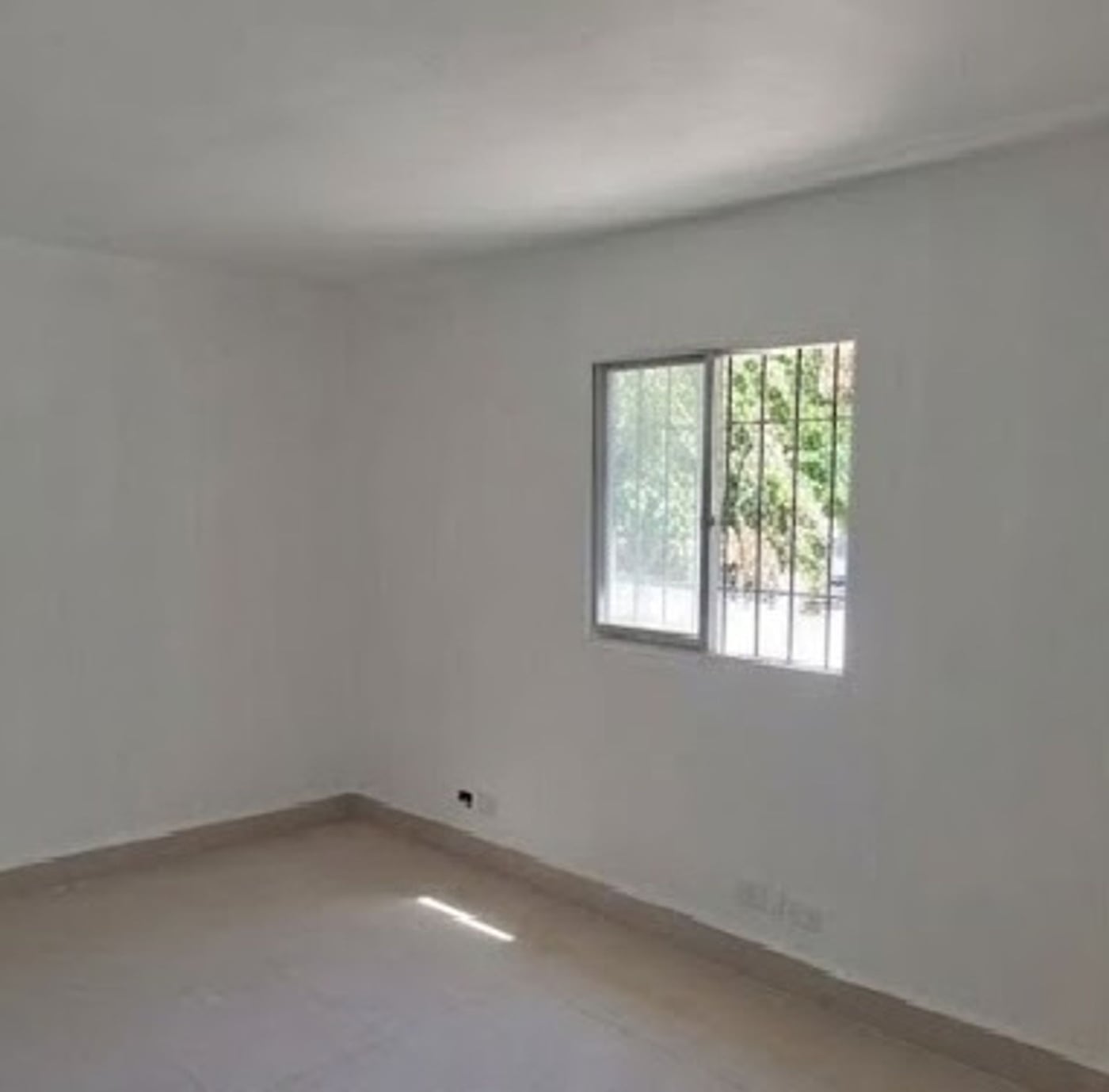 LOCAL COMERCIAL EN ALQUILER 110metros EL VERGEL – foto 2