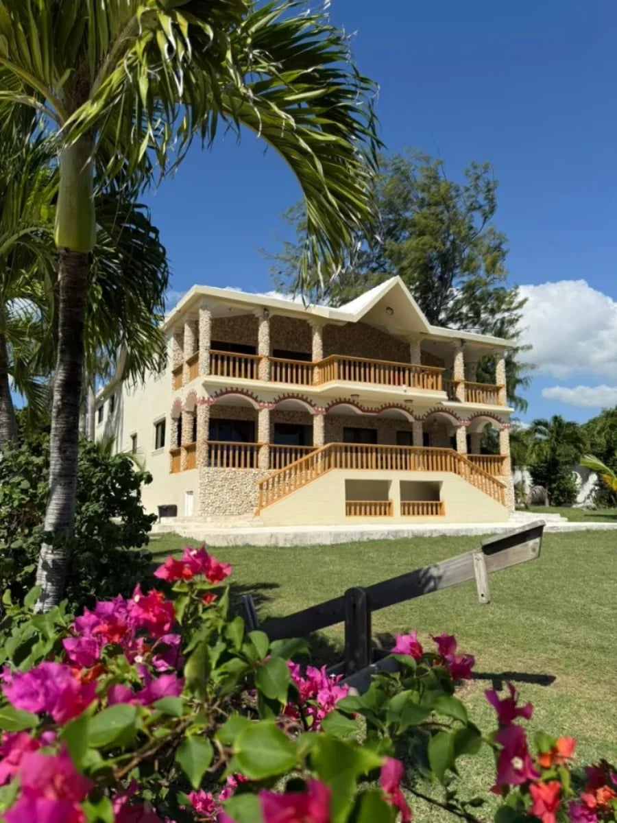 VILLA FRENTE AL MAR EN SAN CRISTOBAL – foto 11