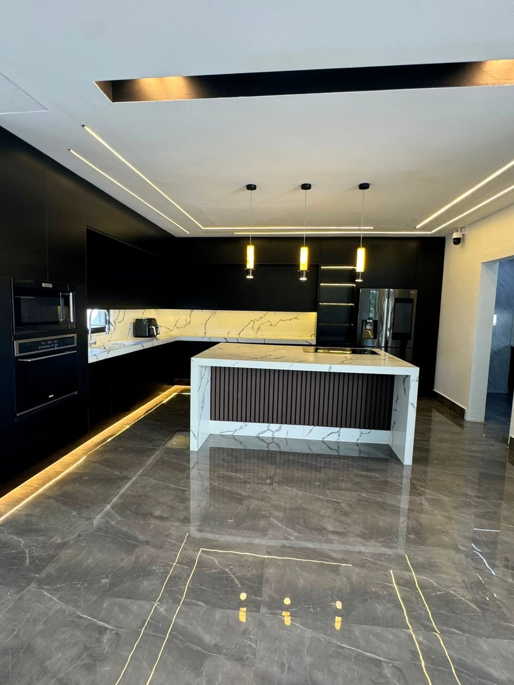 Exclusiva Casa de Lujo en Complejo Cerrado – foto 2
