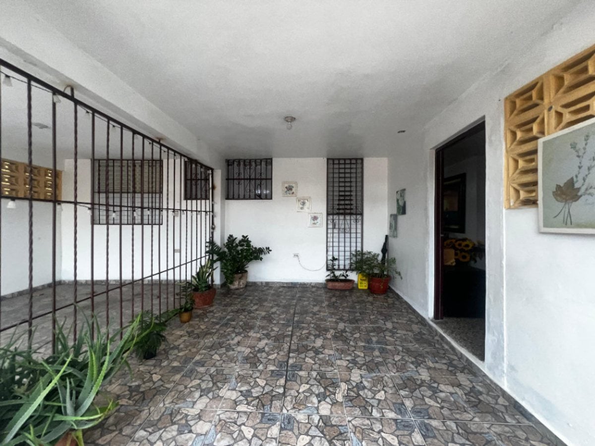 Casa En Los Tres Brazos-Jardines Del Ozama, Santo – foto 2