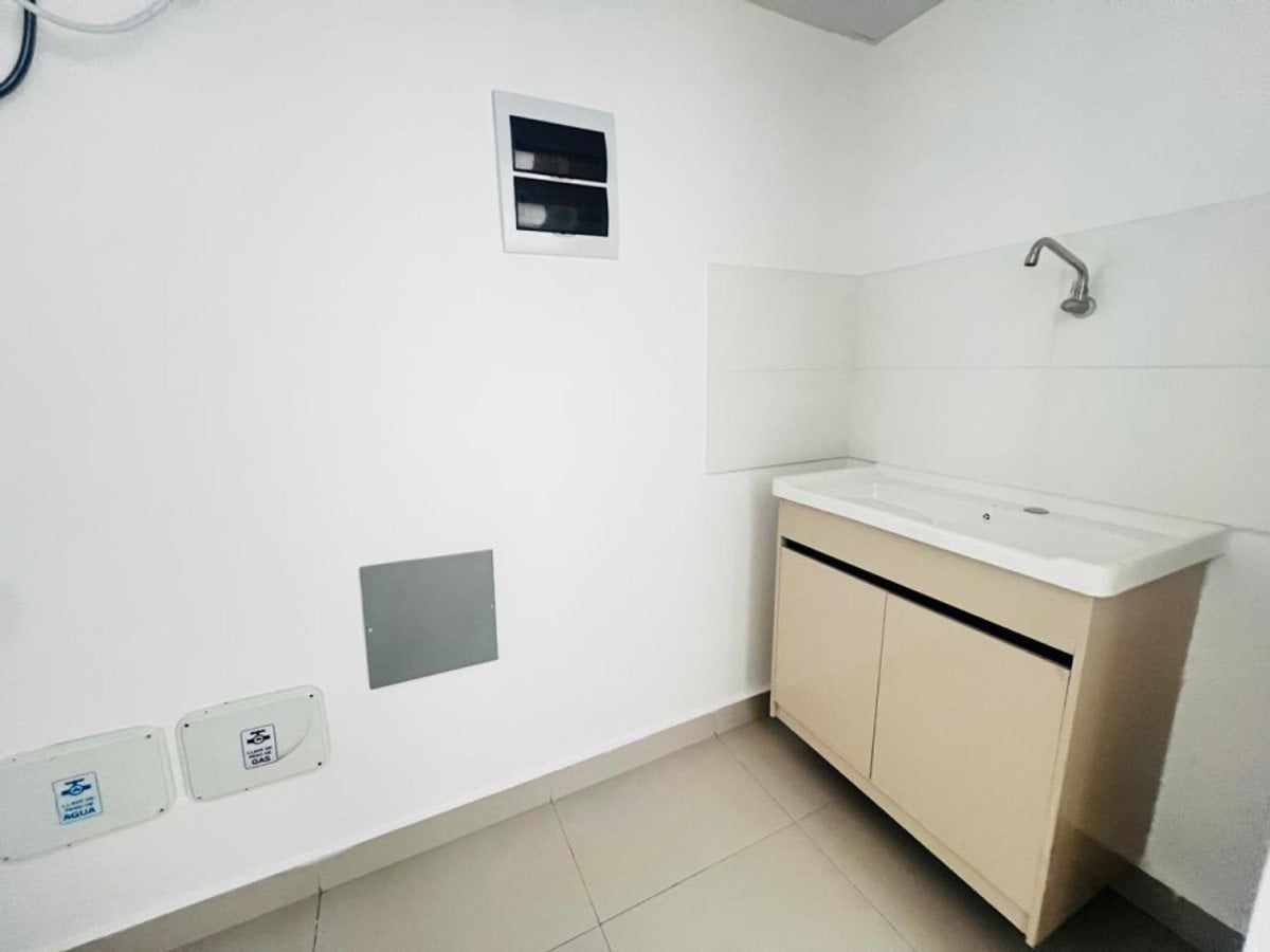 Apartamento en Evaristo Morales – foto 8