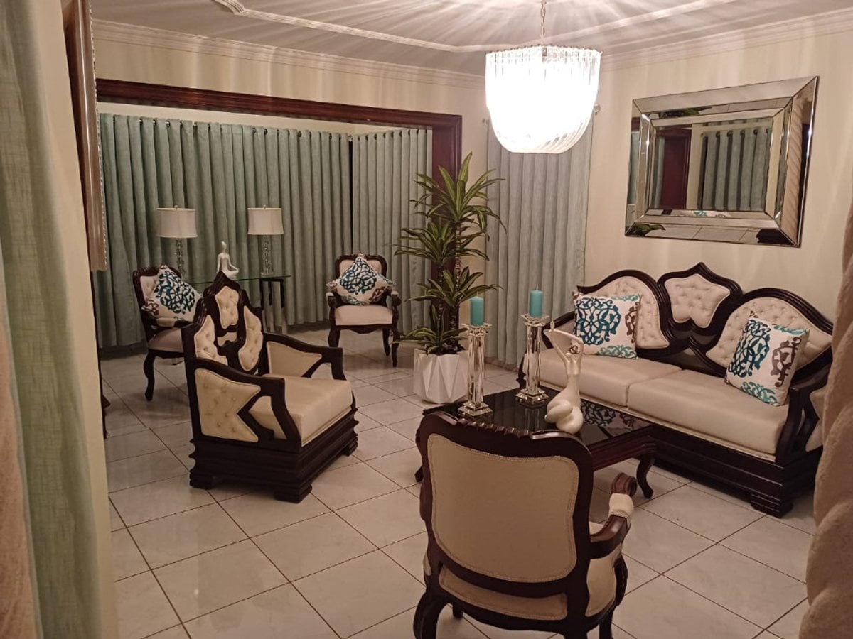 Casa En Residencial Amapola, Santo Domingo Este – foto 1