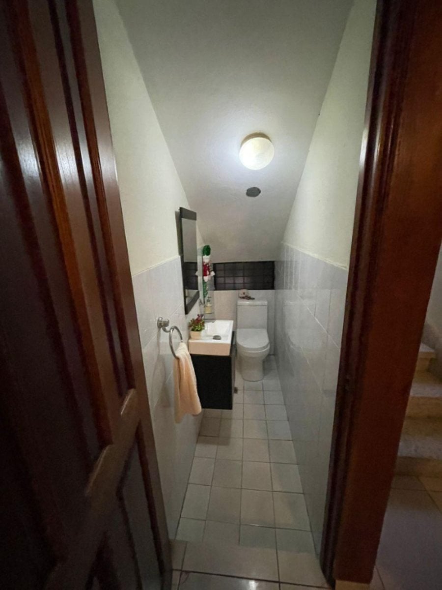 Casa En Residencial Amapola, Santo Domingo Este – foto 11