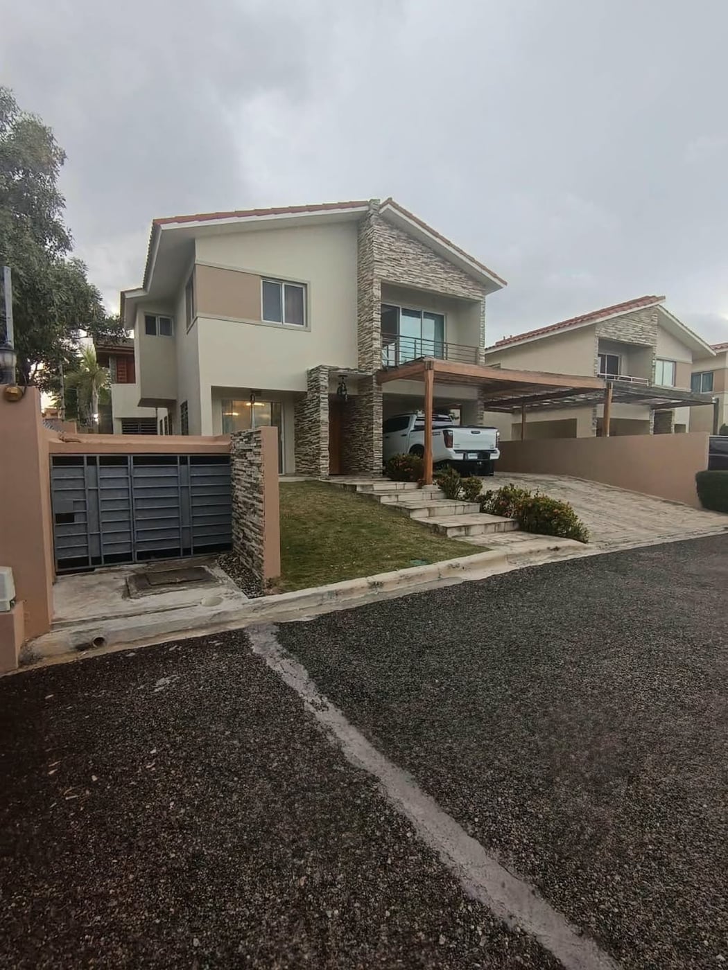 Casa en venta Ciudad Modelo – foto 1