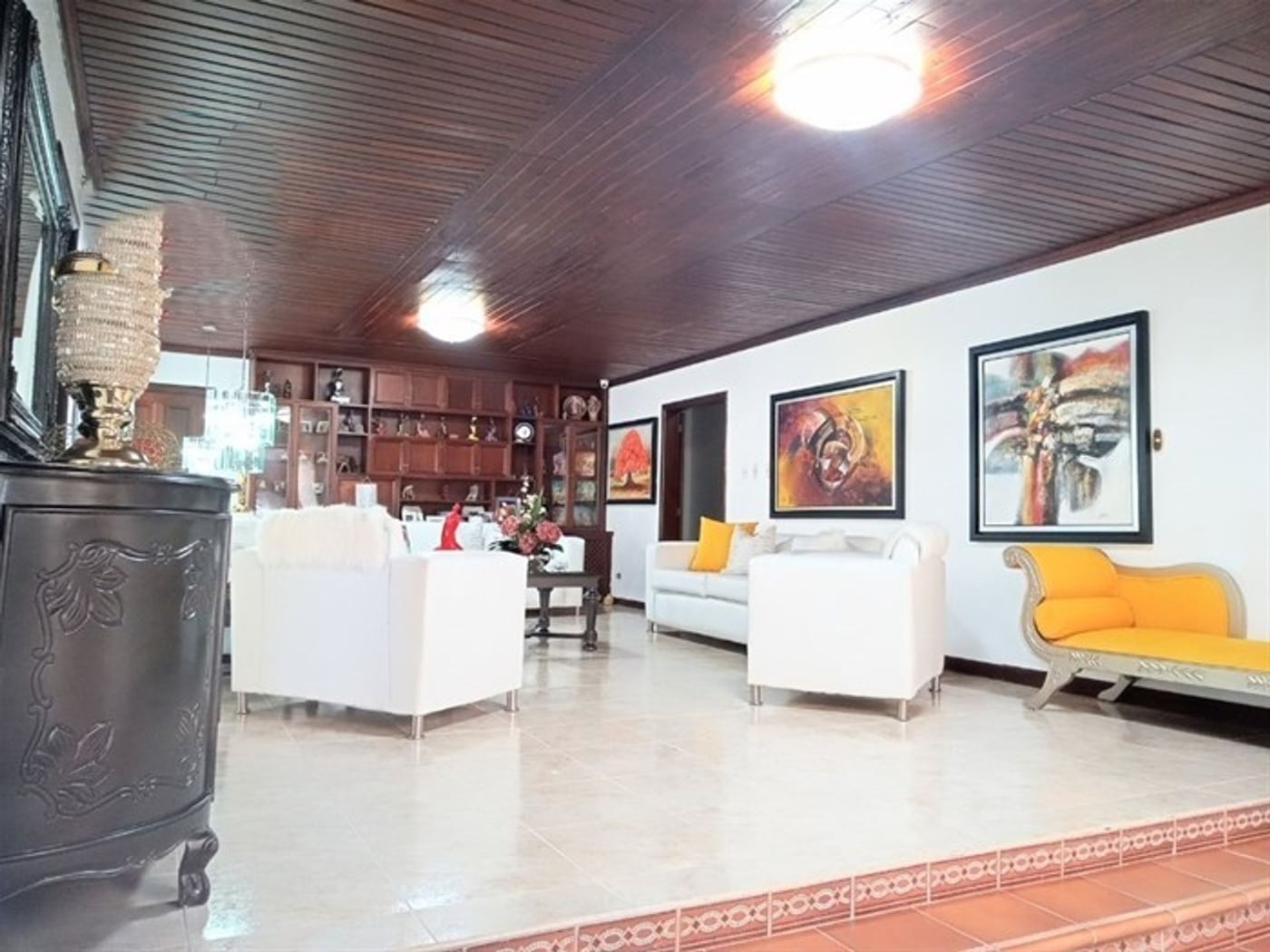 Casa con piscina en ALAMEDA OESTE – foto 5