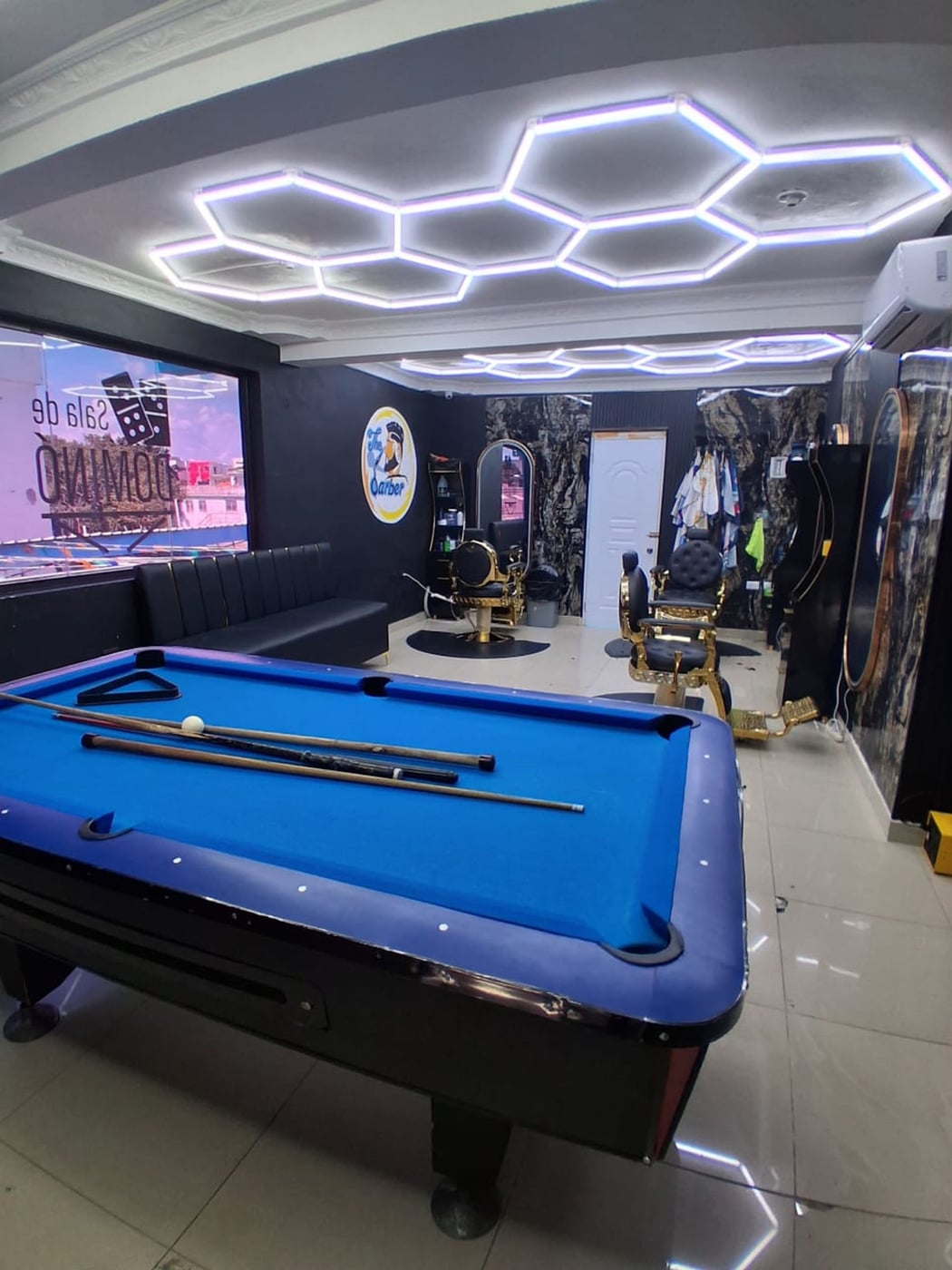 NEGOCIO – CAR WASH, BAR Y BARBERÍA, LUCERNA – foto 8
