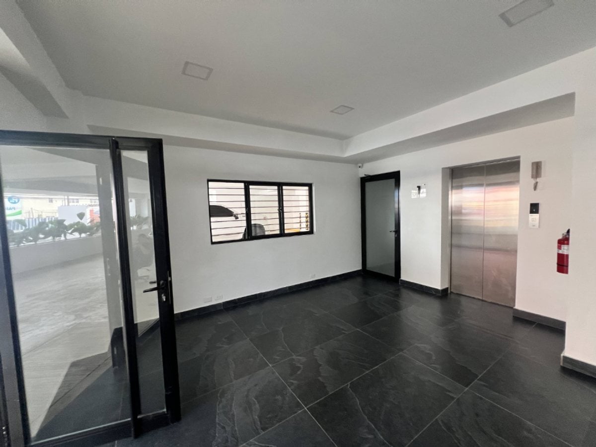 Local comercial en Miraflores, Santo Domingo – foto 9