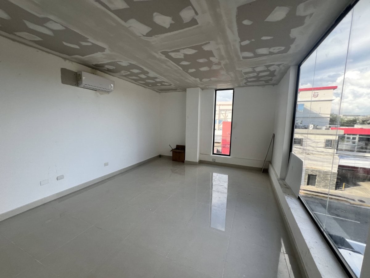 Local comercial en Miraflores, Santo Domingo – foto 3