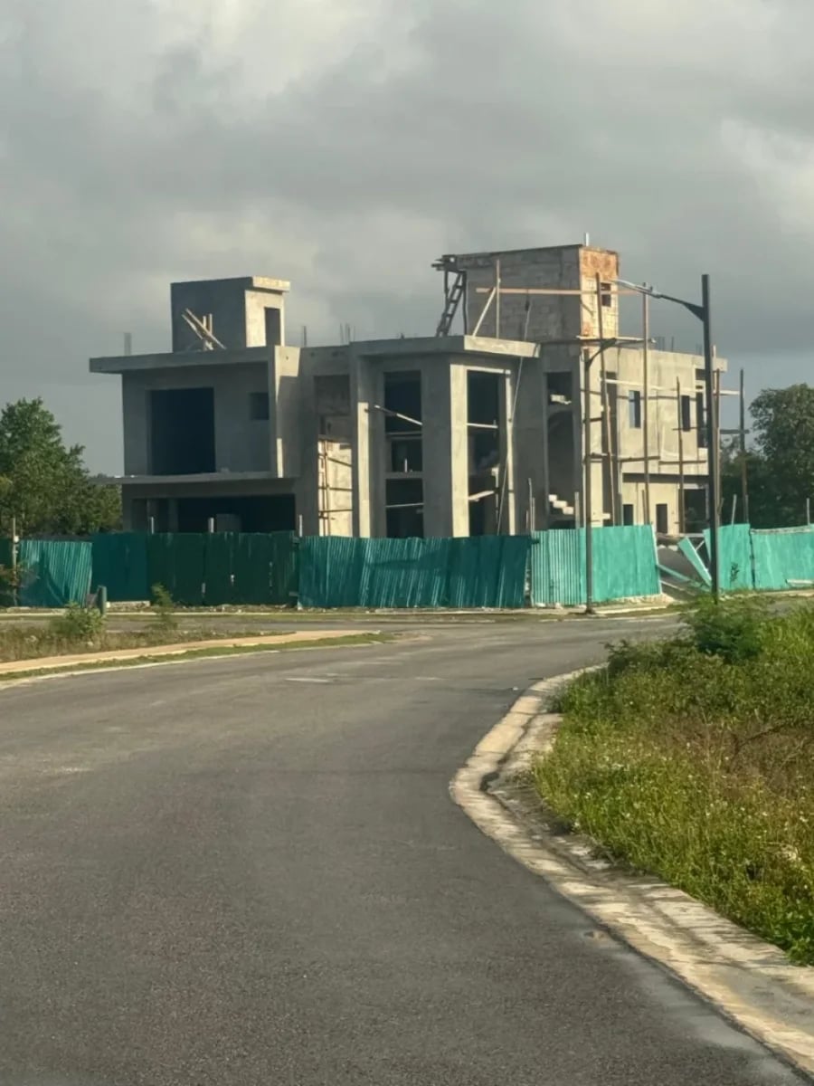 CASA EN VENTA 5 DORMITORIOS VISTA CANA PUNTA CANA – foto 2