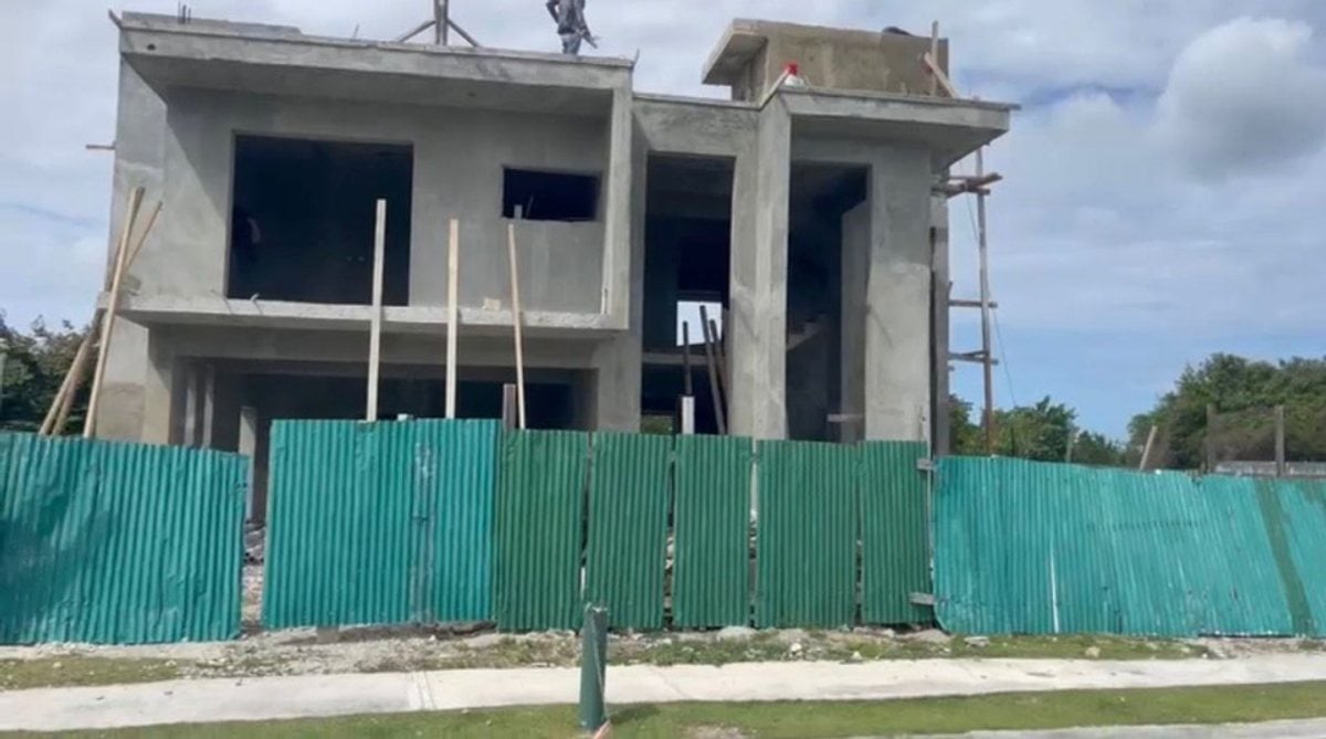 CASA EN VENTA 5 DORMITORIOS VISTA CANA PUNTA CANA – foto 1