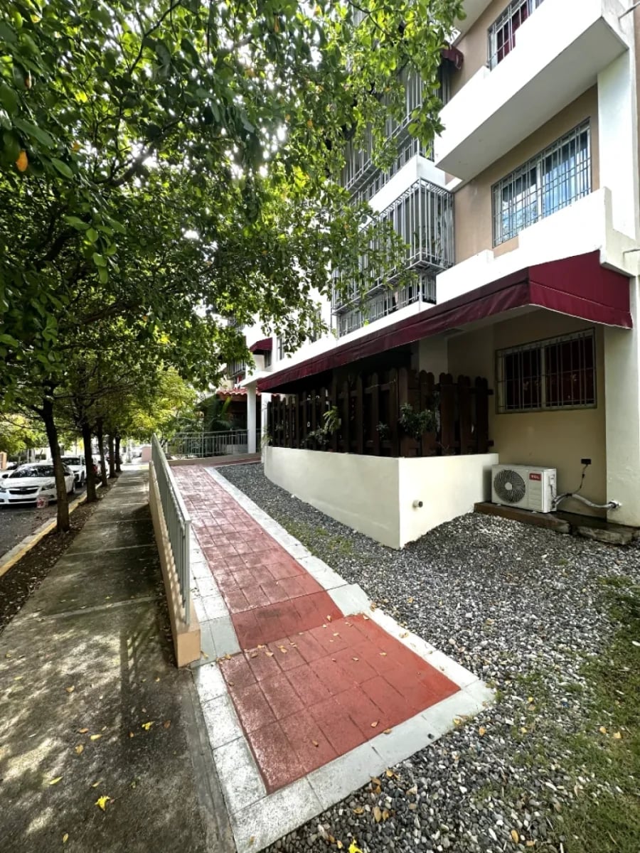 Penthouse en venta en Colinas del Oeste II – foto 1