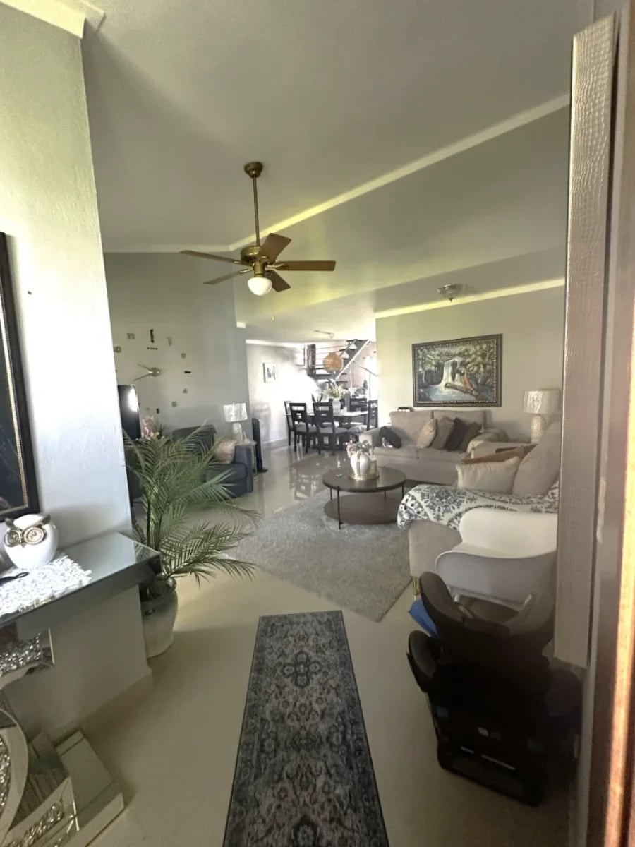 Penthouse en venta en Colinas del Oeste II – foto 4