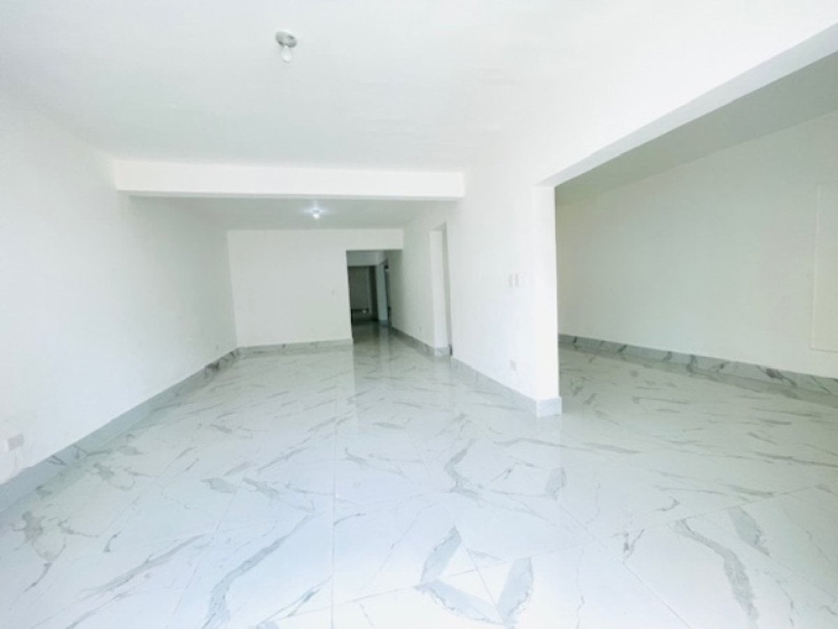 Propiedad Comercial en Zona Universitaria – foto 4