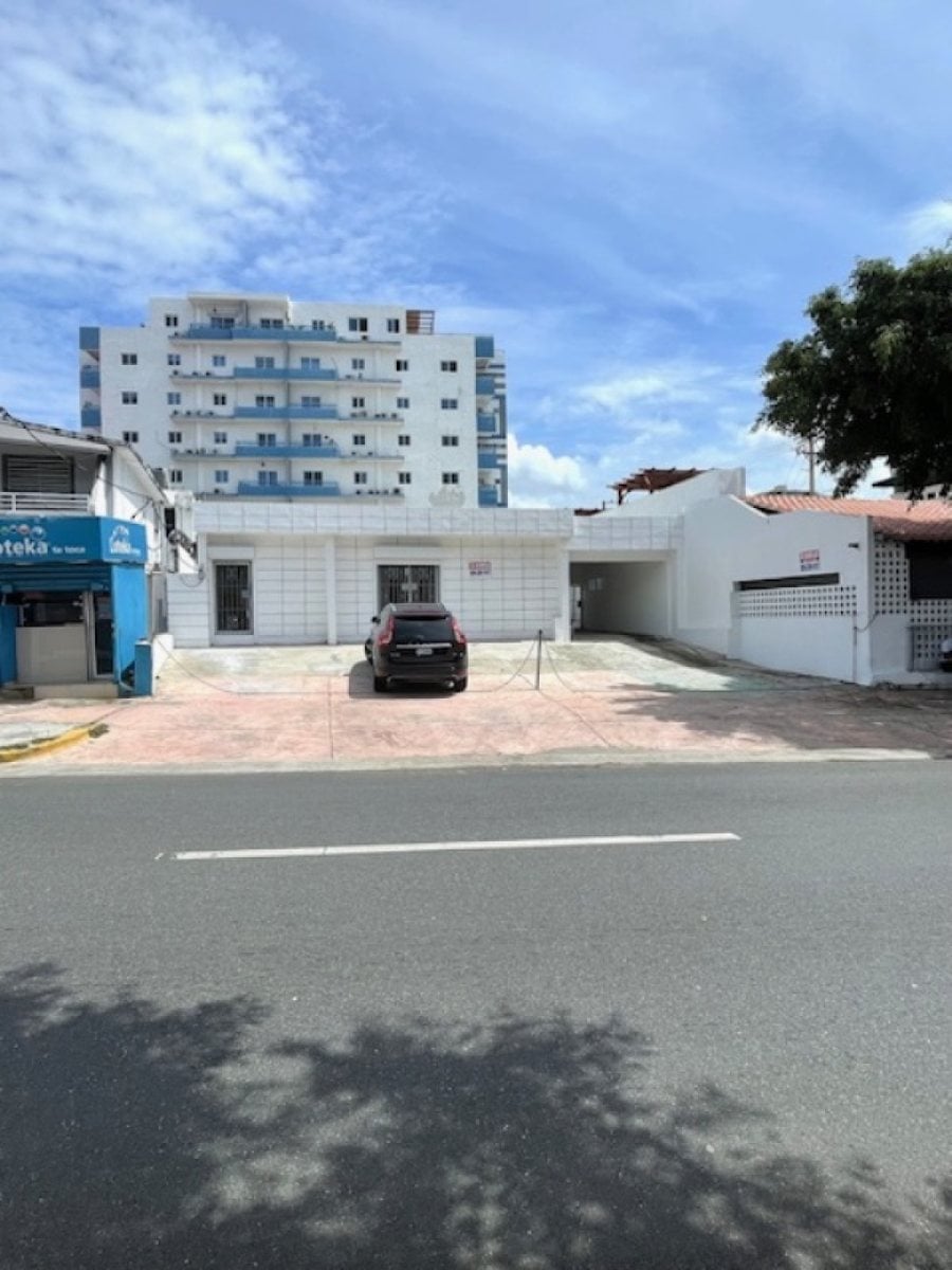 Propiedad Comercial en Zona Universitaria – foto 11
