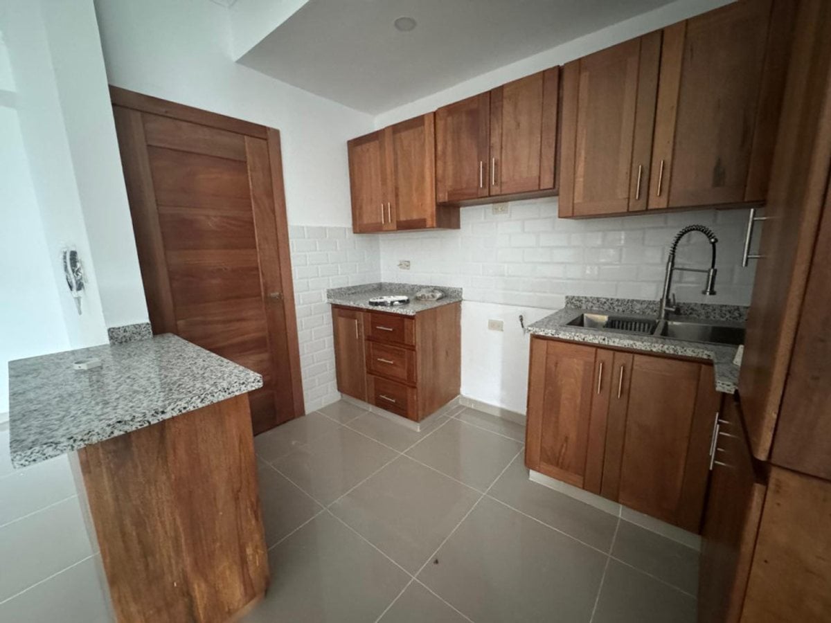 Apartamento en Reparto Los Tres Ojos – foto 3