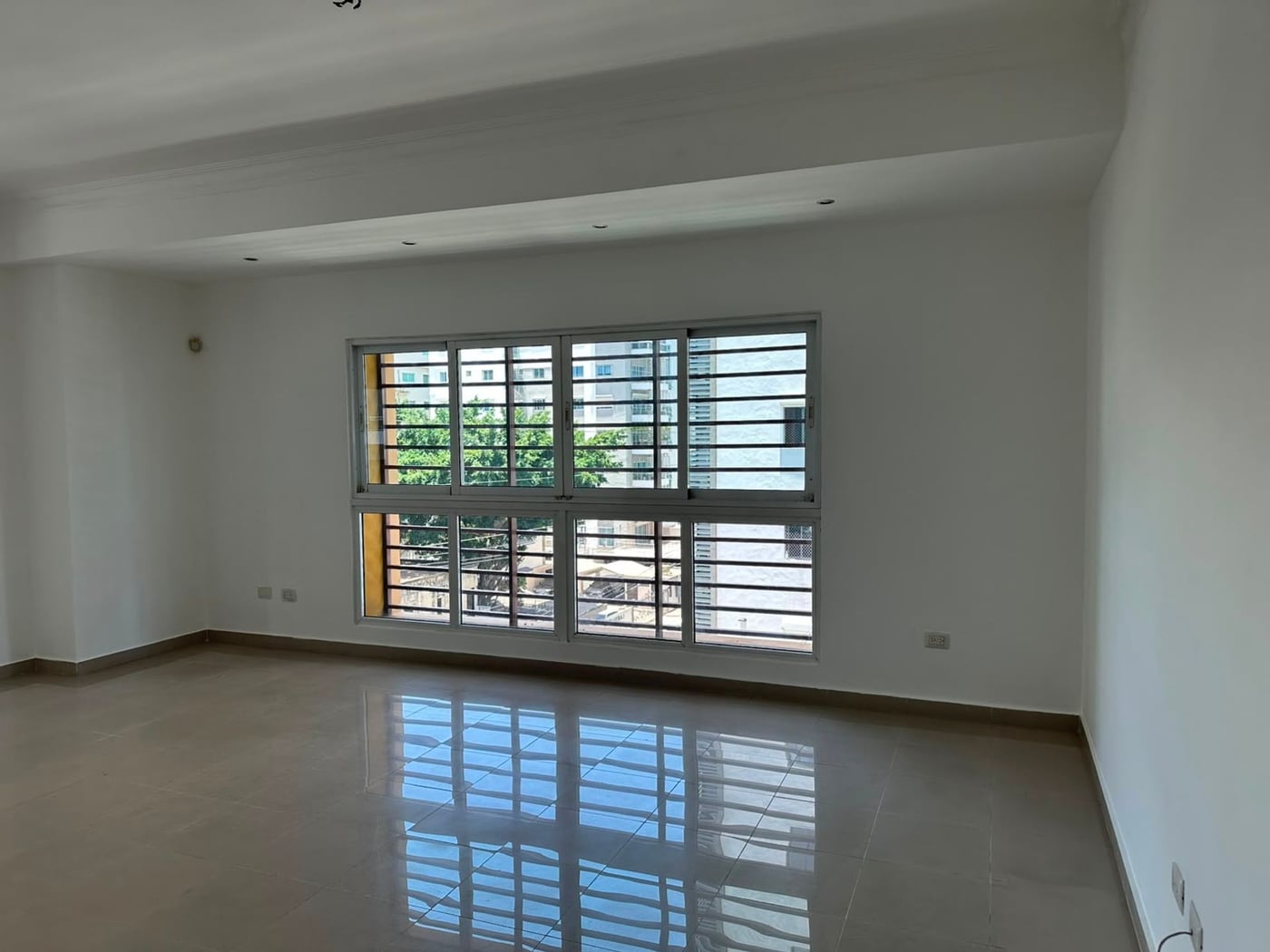Alquiler de Apartamento en Evaristo Morales – foto 4