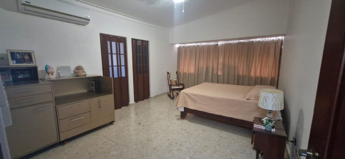 CASA EN VENTA 4 DORMITORIOS CALLE ESCUDO NORTE SAN – foto 9