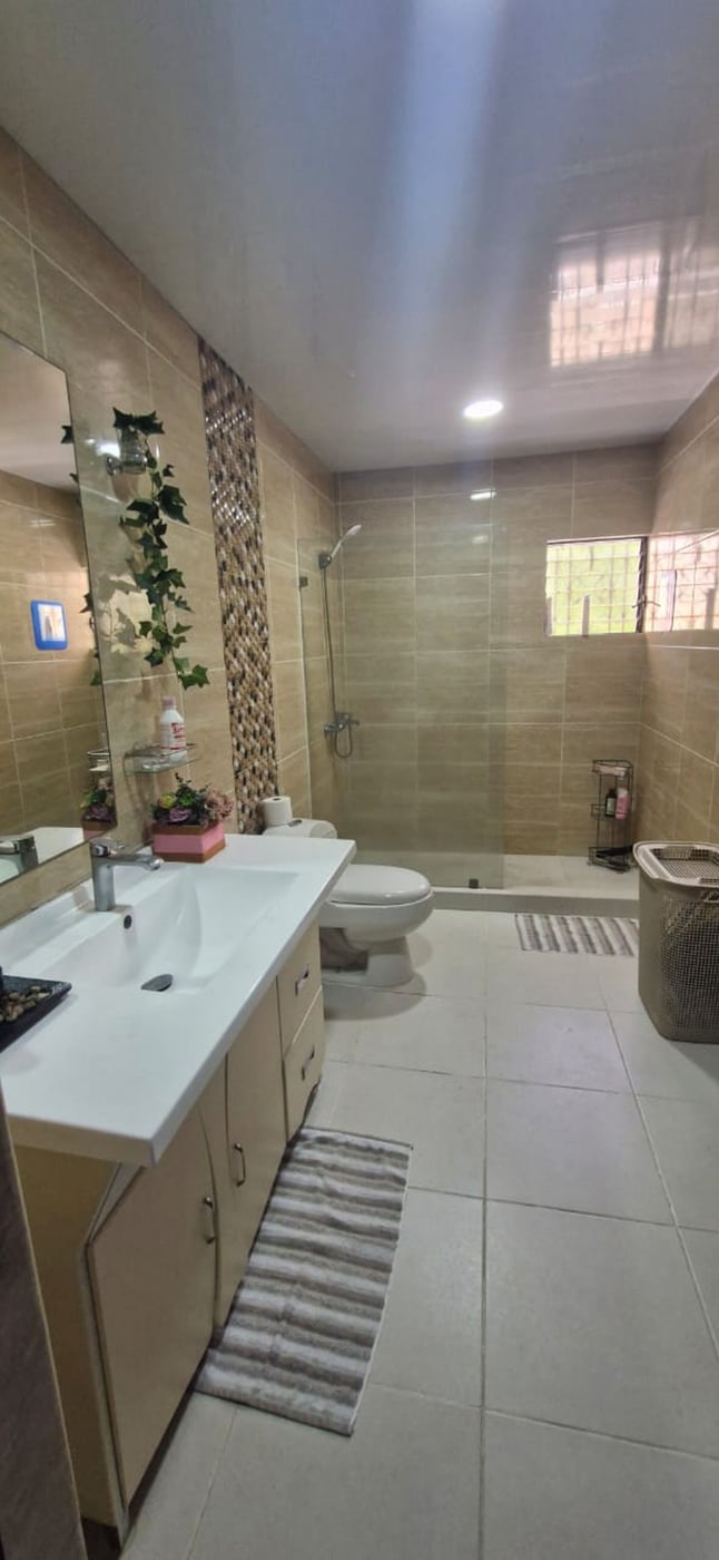 CASA EN VENTA 4 DORMITORIOS CALLE ESCUDO NORTE SAN – foto 10