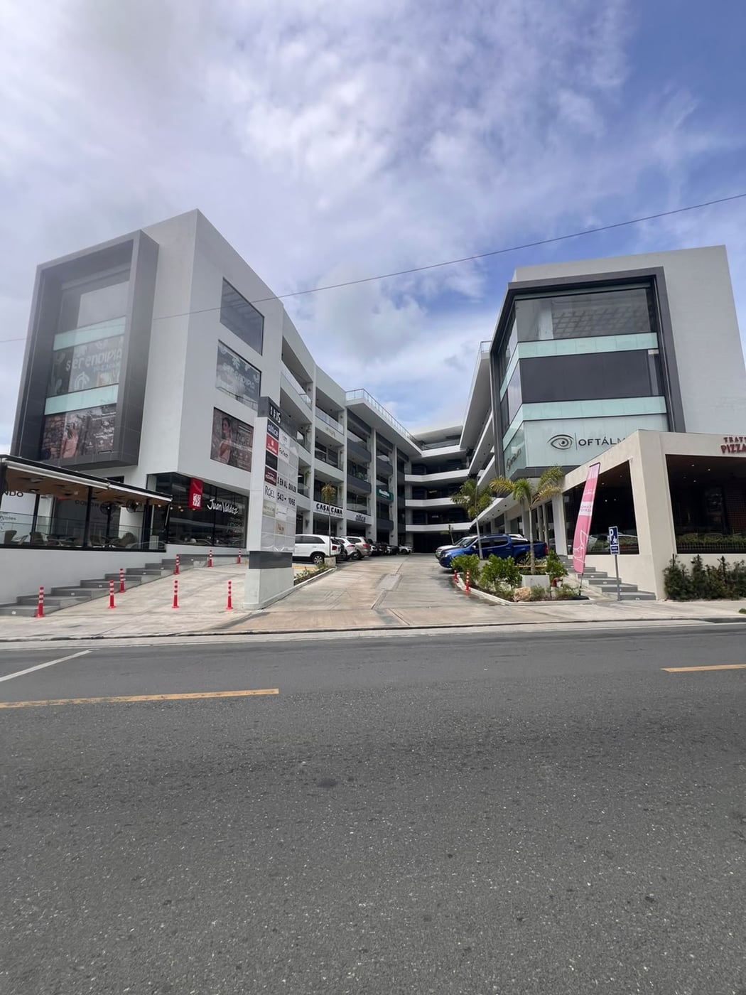 Edificio en alquiler en Arroyo Hondo – foto 3