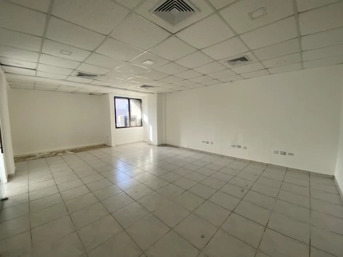 Oficina en alquiler en Santo Domingo – foto 1