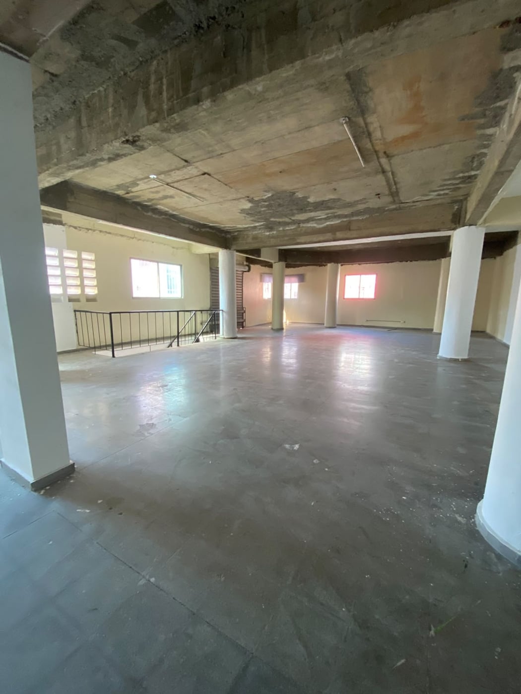 Importante esquina comercial en Villa Consuelo – foto 1