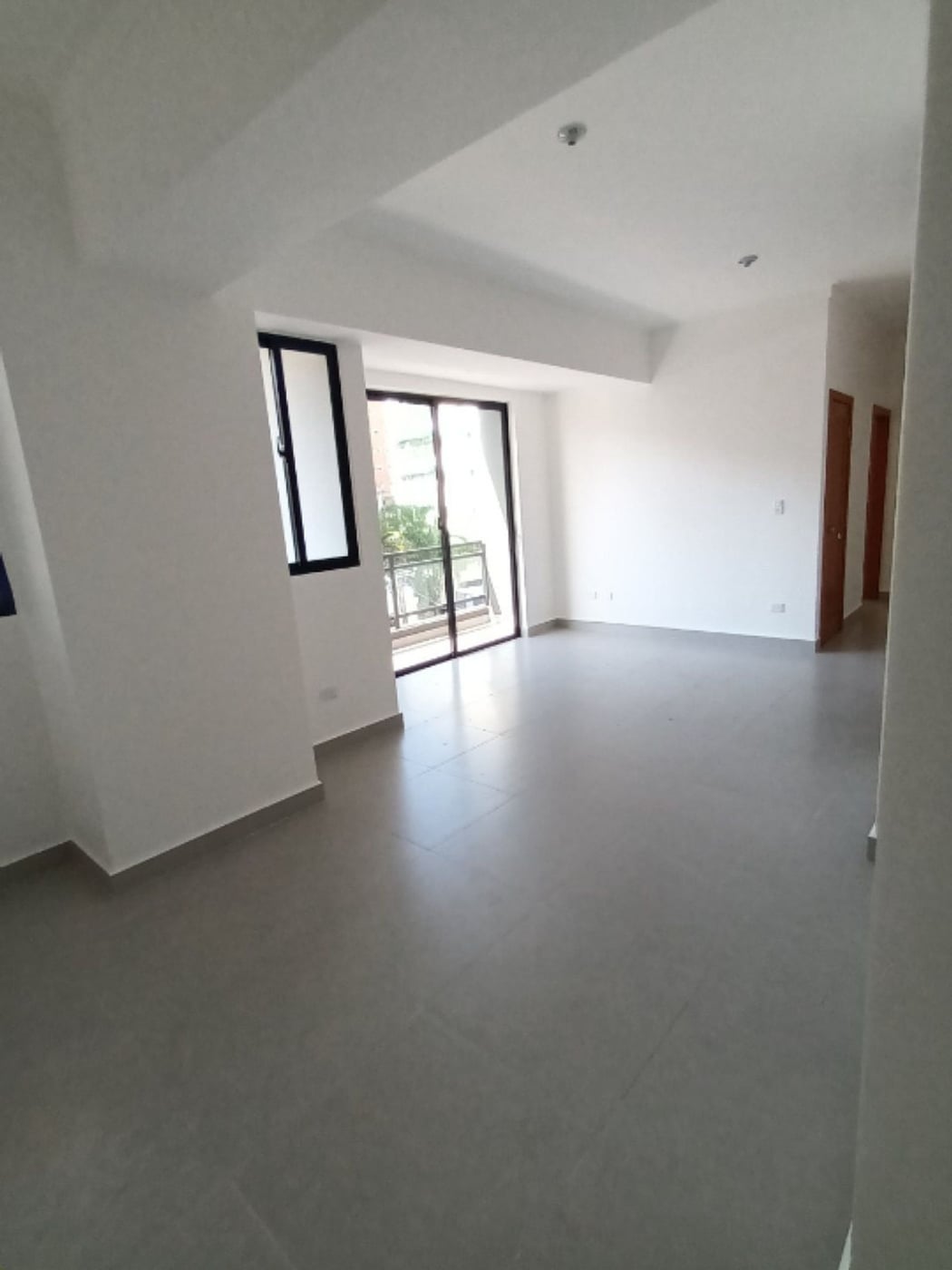 Moderno apt de 2 habs con balcon, jacuzzi y gym – foto 3
