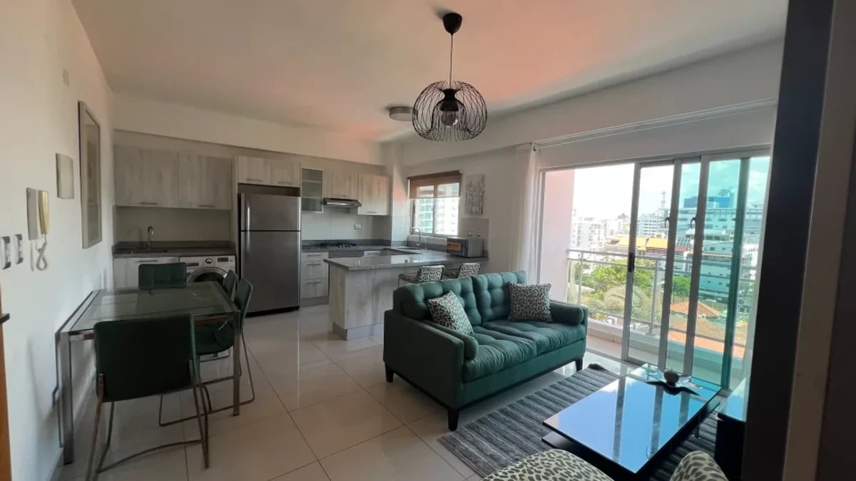 Remodelado con vista despejada – foto 2