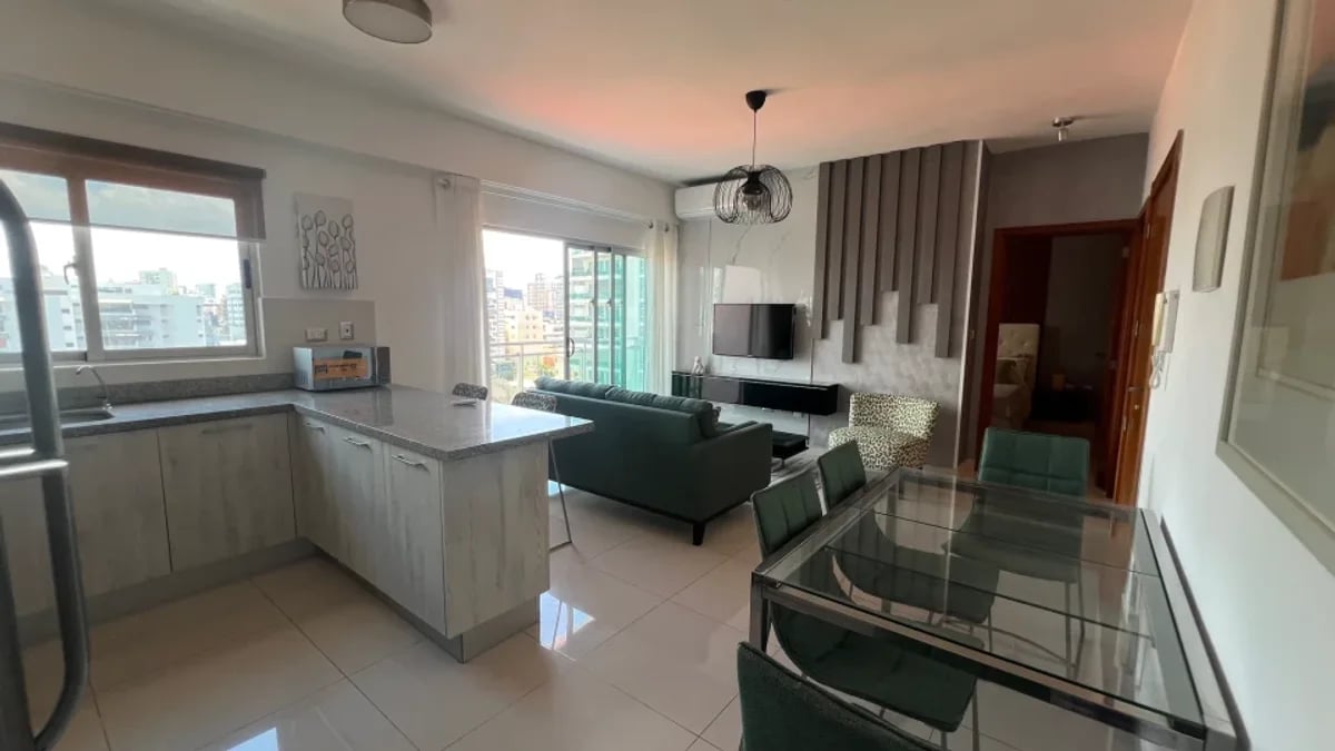 Remodelado con vista despejada – foto 1