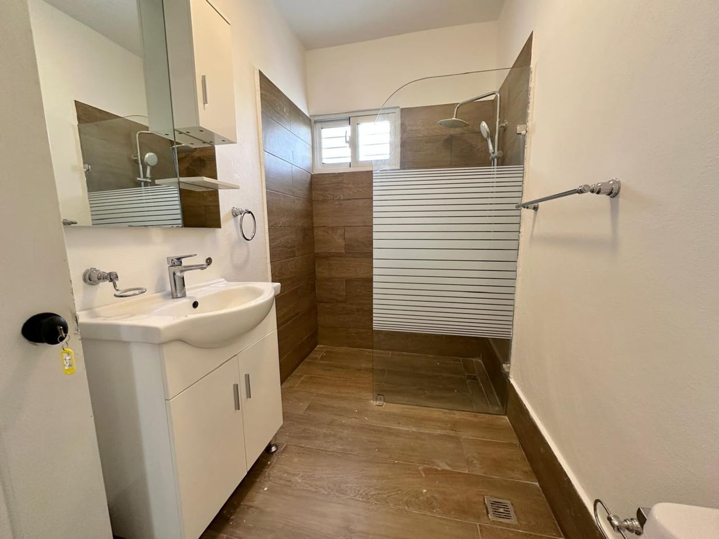 CASA EN ALQUILER 4 HABS EN VIEJO ARROYO HONDO – foto 12