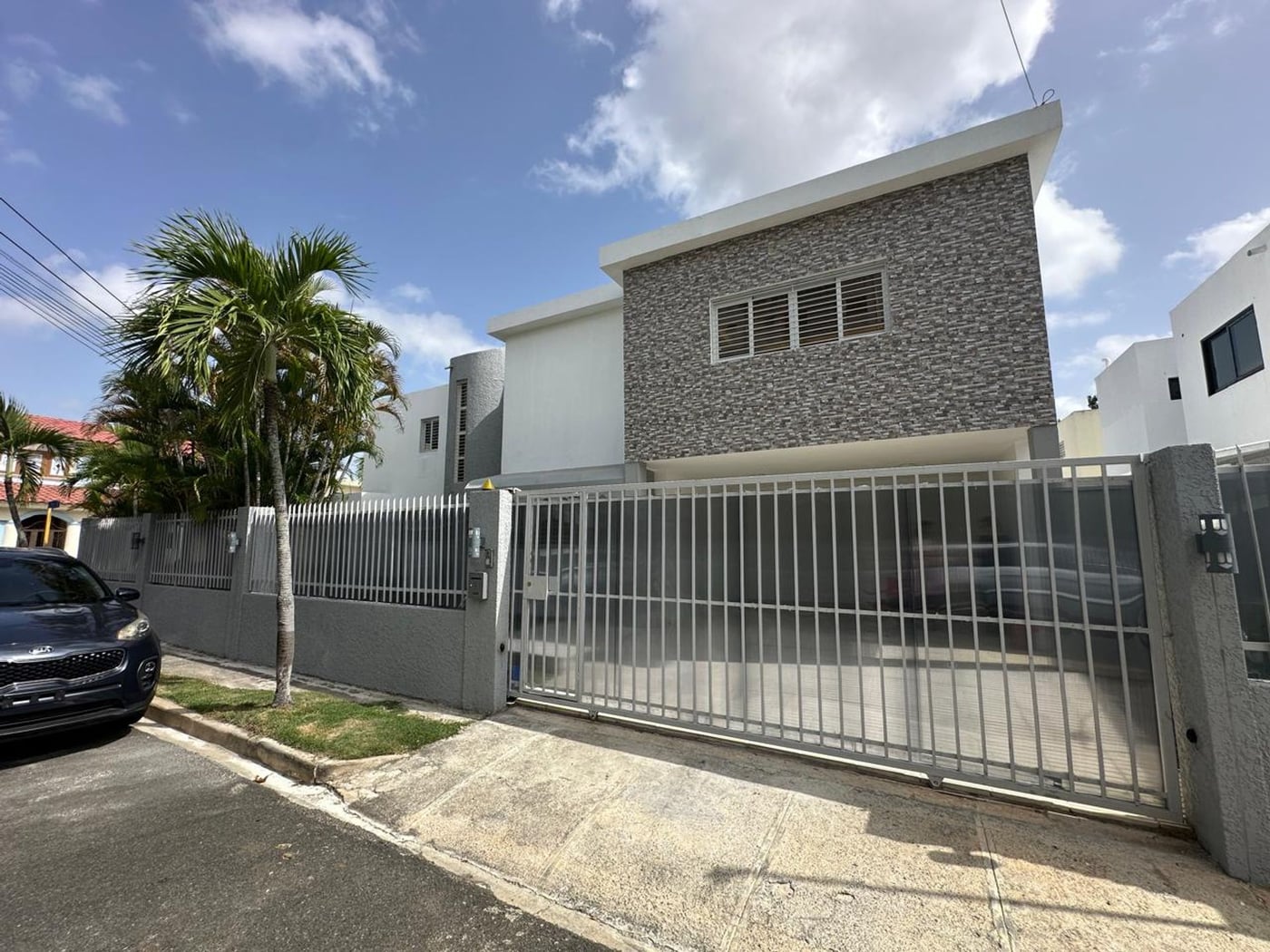 CASA EN ALQUILER 4 HABS EN VIEJO ARROYO HONDO – foto 1