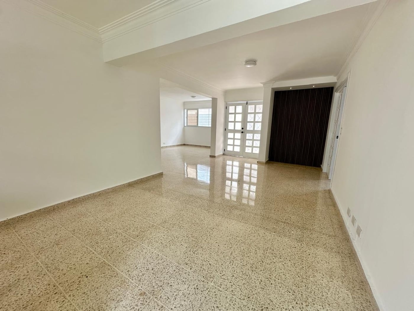CASA EN ALQUILER 4 HABS EN VIEJO ARROYO HONDO – foto 4