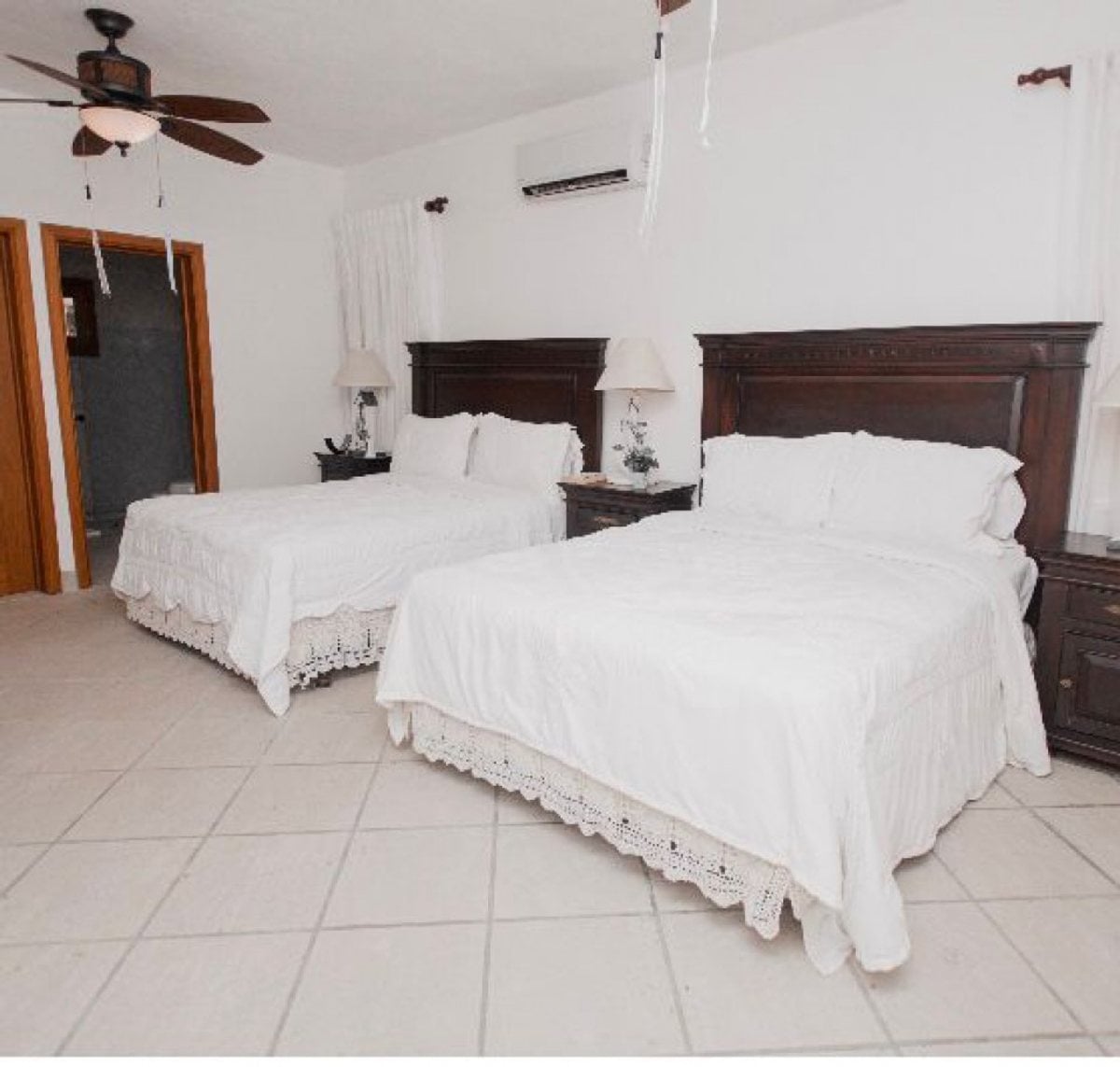 Villa Totalmente Amueblada en Venta en Metro – foto 7