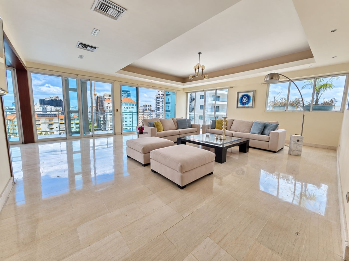 Penthouse de 2 niveles en Naco – foto 1
