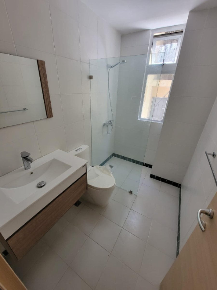 Apartamento en Evaristo Morales, Santo Domingo – foto 5