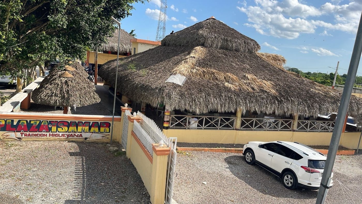 Venta de terreno y local – foto 1