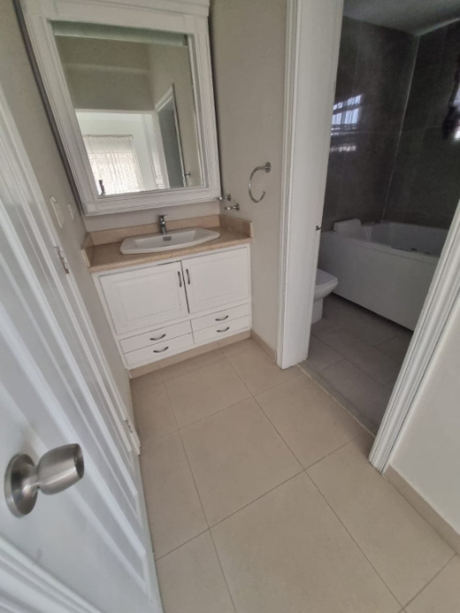Apartamento en Bella Vista, Santo Domingo – foto 9