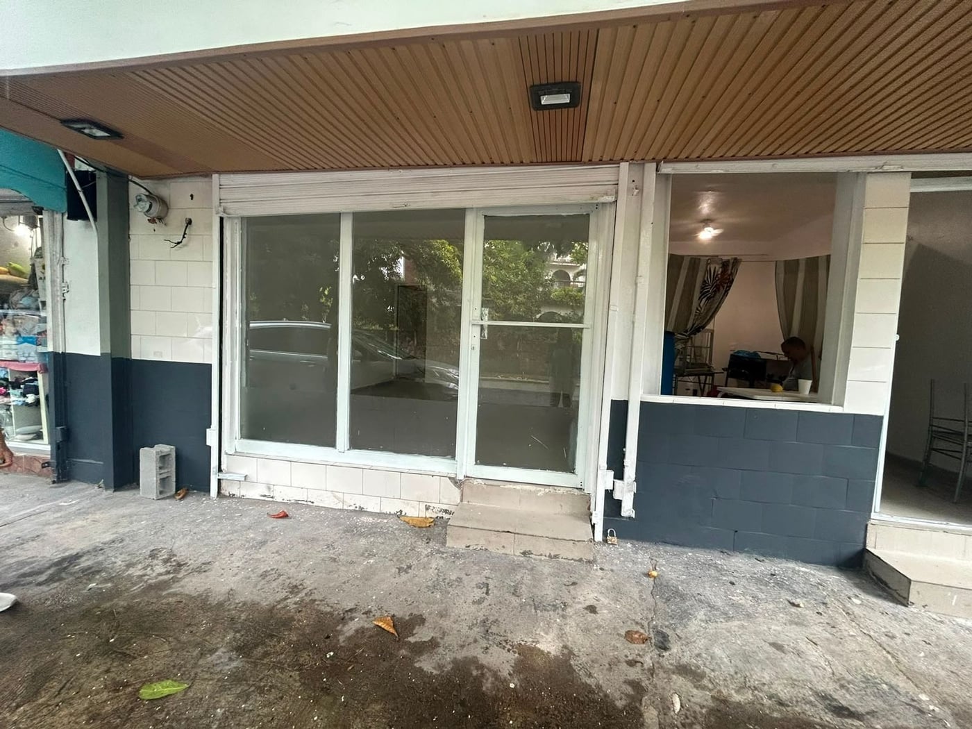 Local comercial en alquiler 60 m² calle socorro sá – foto 1
